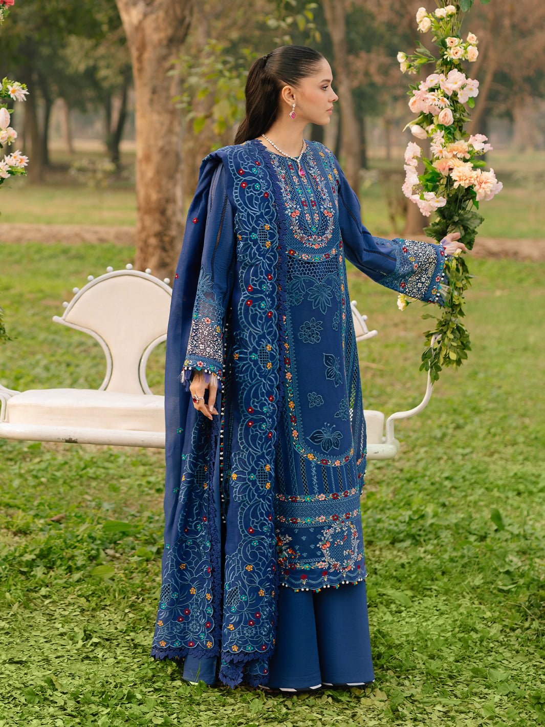 102 - B | BIN ILYAS LUXURY 3-PC LAWN Binilyas