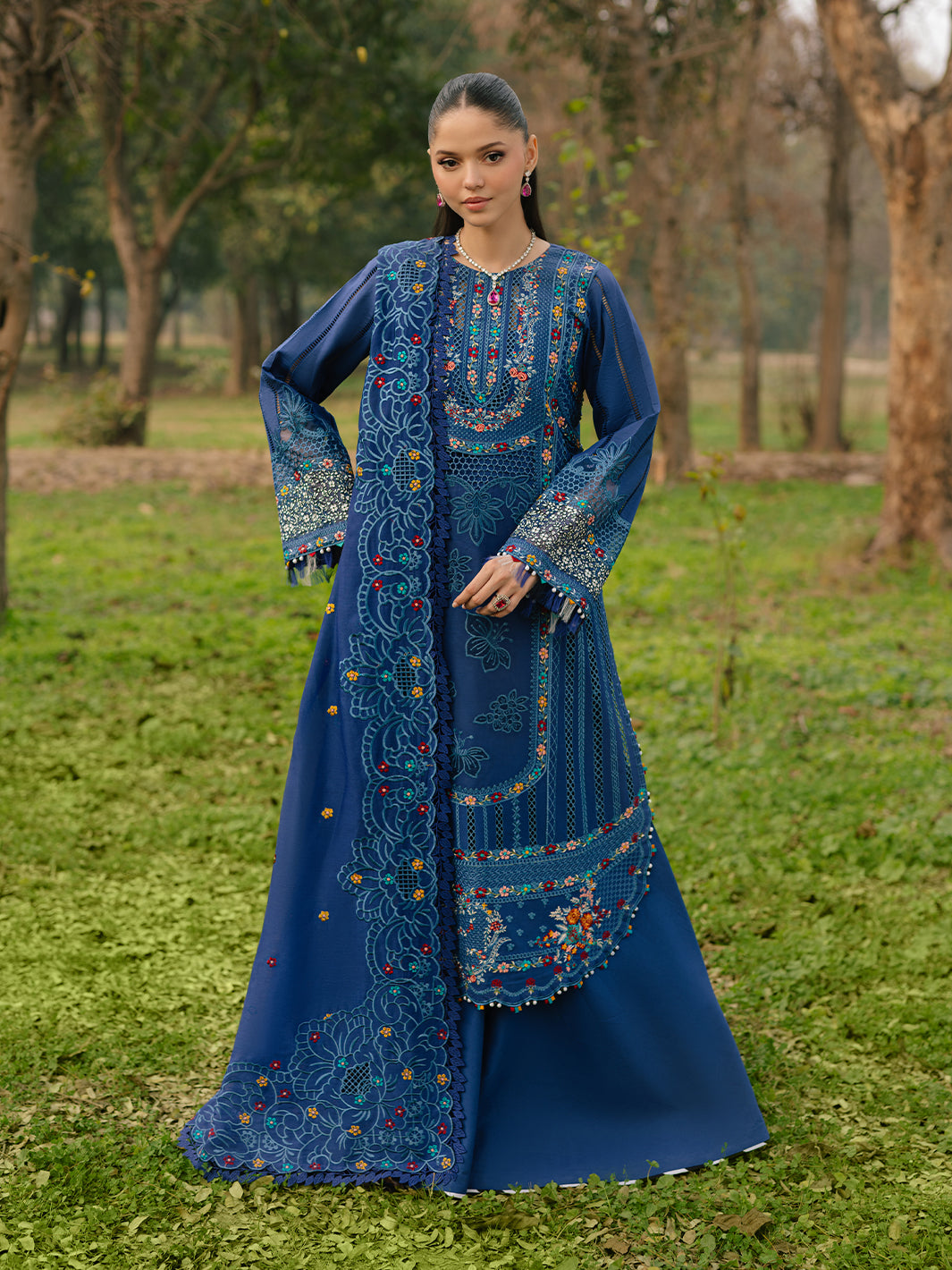 102 - B | BIN ILYAS LUXURY 3-PC LAWN Binilyas
