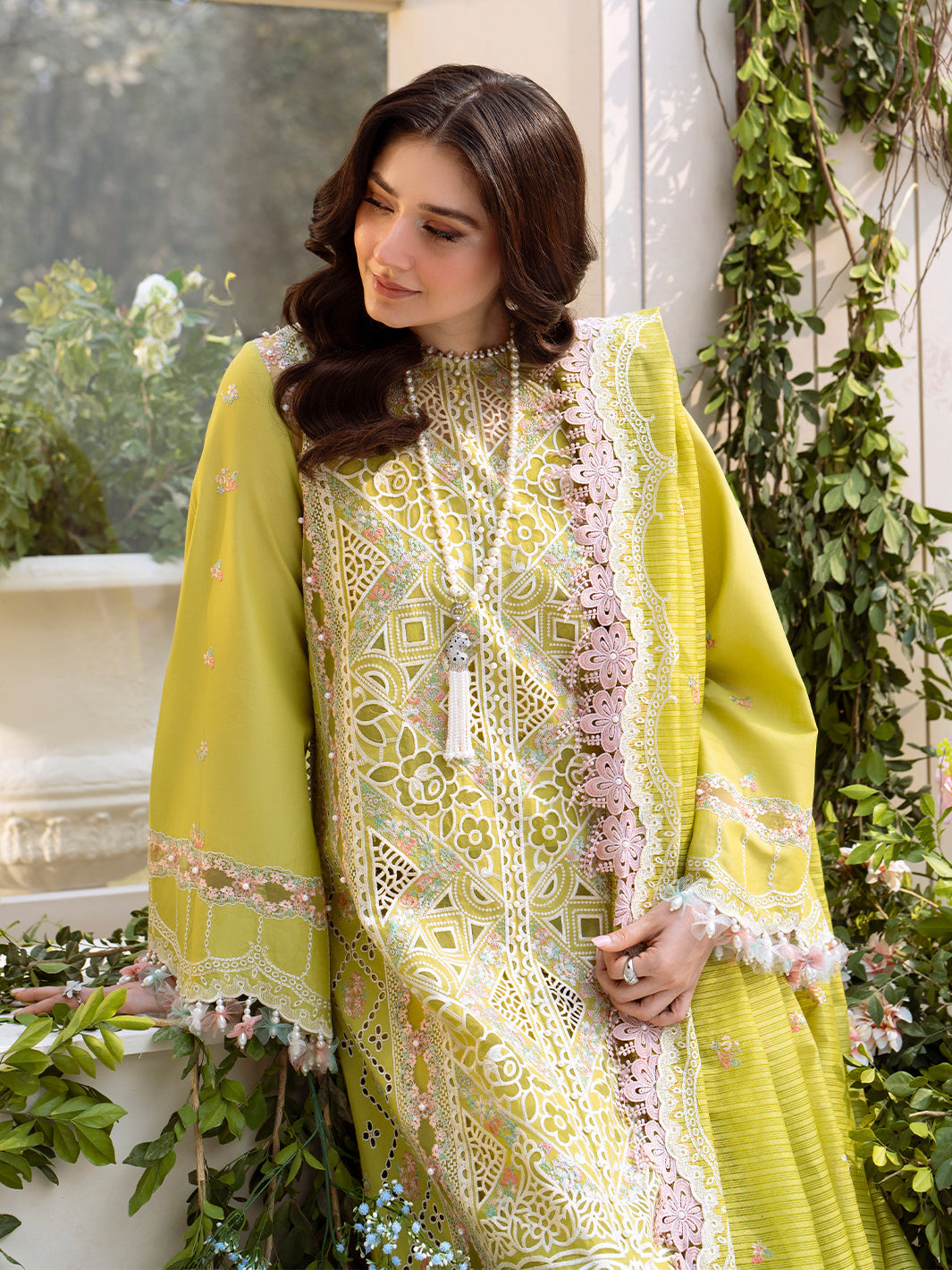 105 - A | BIN ILYAS LUXURY 3-PC LAWN Binilyas