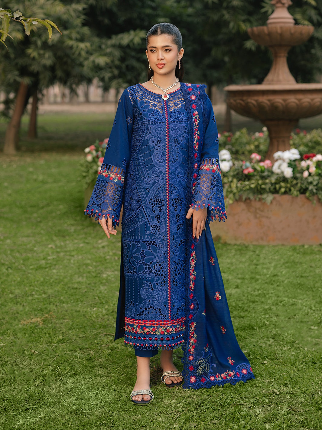 106 - B | BIN ILYAS LUXURY 3-PC LAWN Binilyas