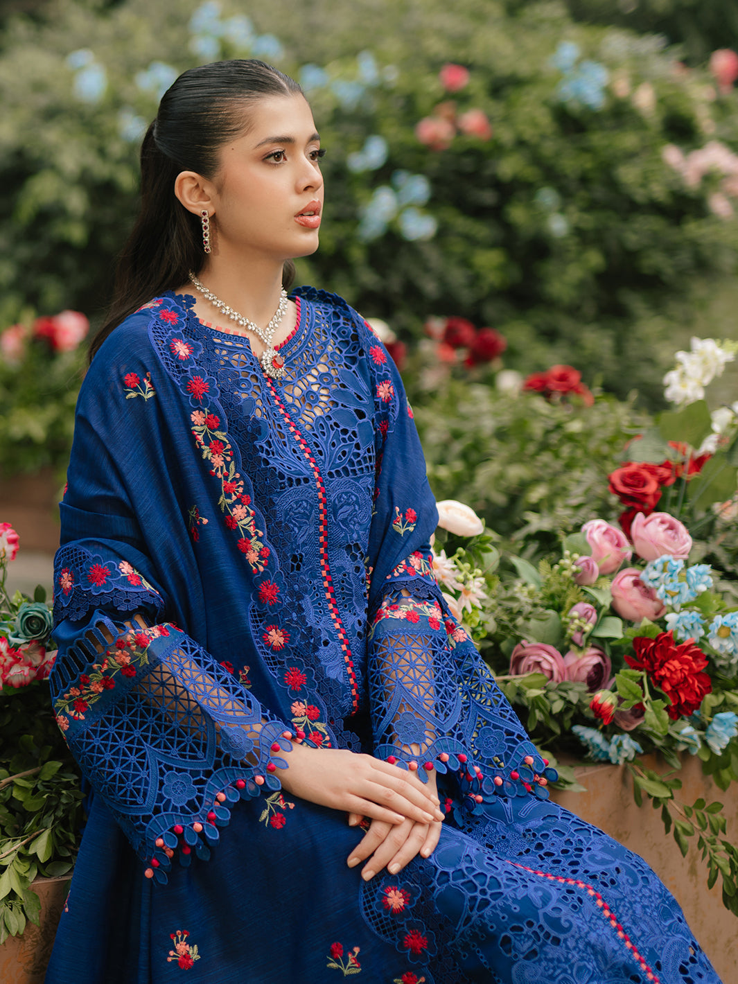 106 - B | BIN ILYAS LUXURY 3-PC LAWN Binilyas