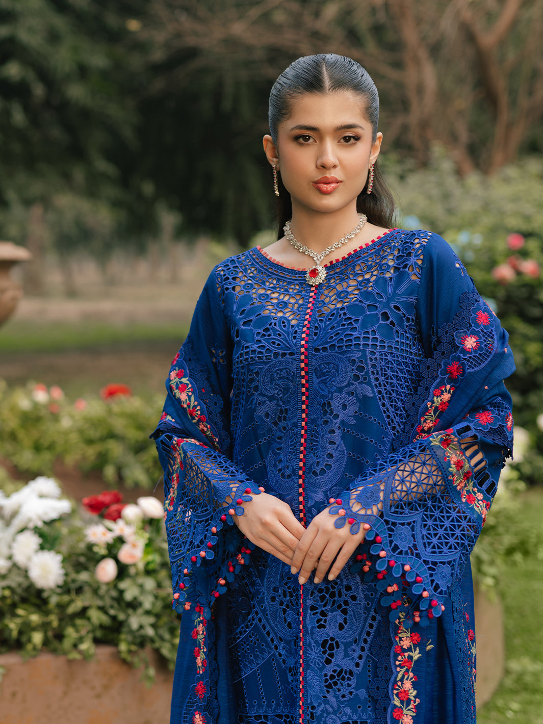106 - B | BIN ILYAS LUXURY 3-PC LAWN Binilyas