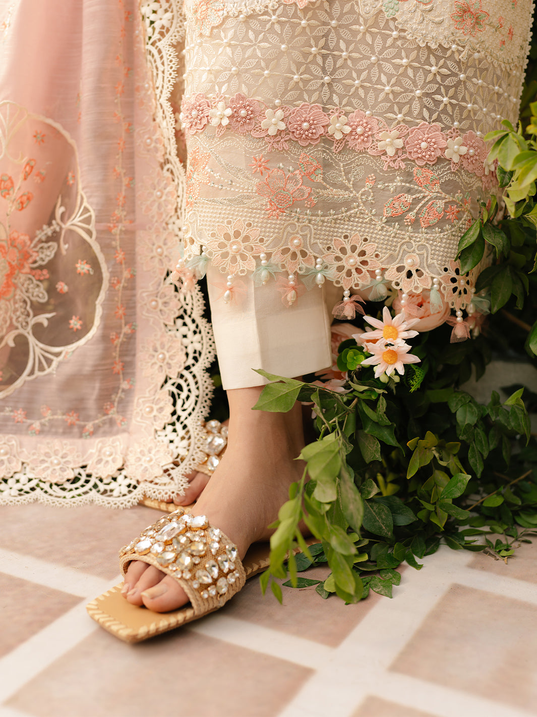 107 - B | BIN ILYAS LUXURY 3-PC LAWN Binilyas