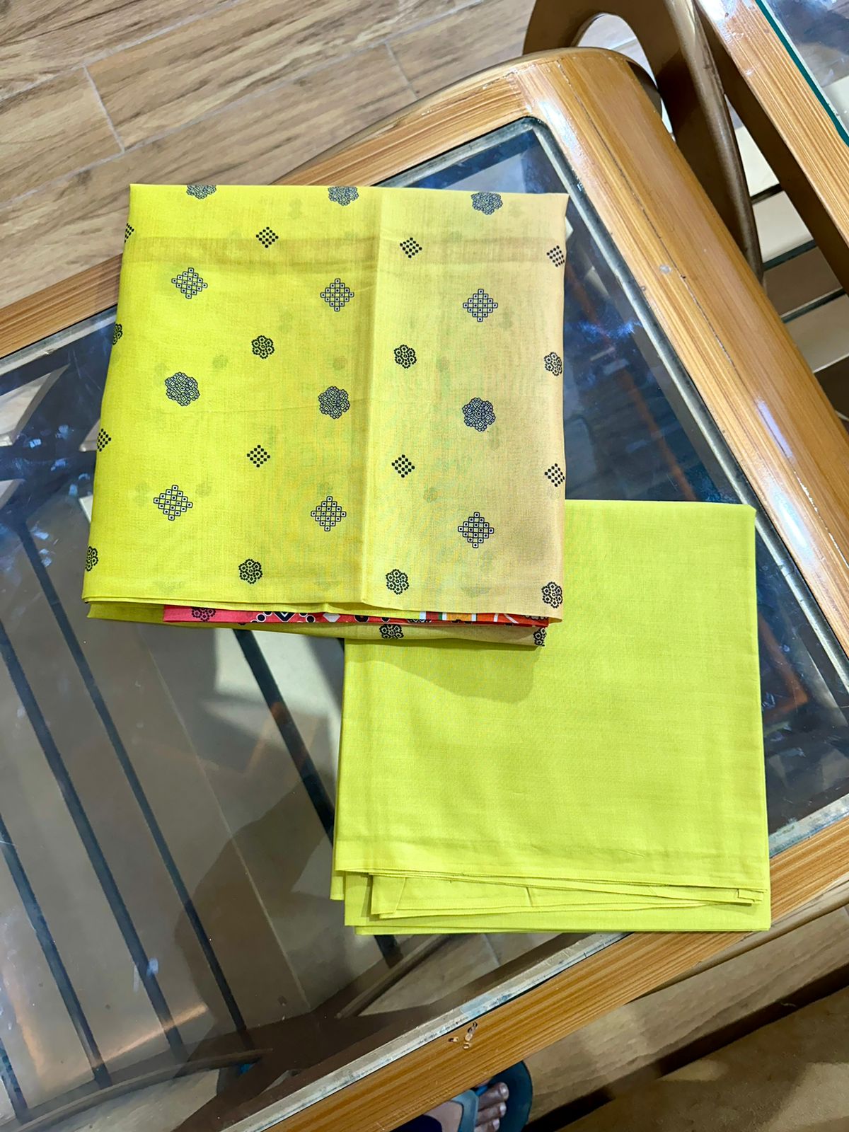 Sapphire 2 Piece Lawn (Set -Pack of 9 Suits ) Market Boy