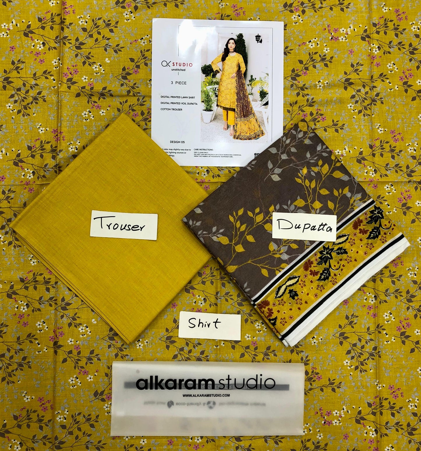 ALKARAM DIGITAL PRINTED LAWN ( Set -Pack of 5 Suits ) Category B Market Boy