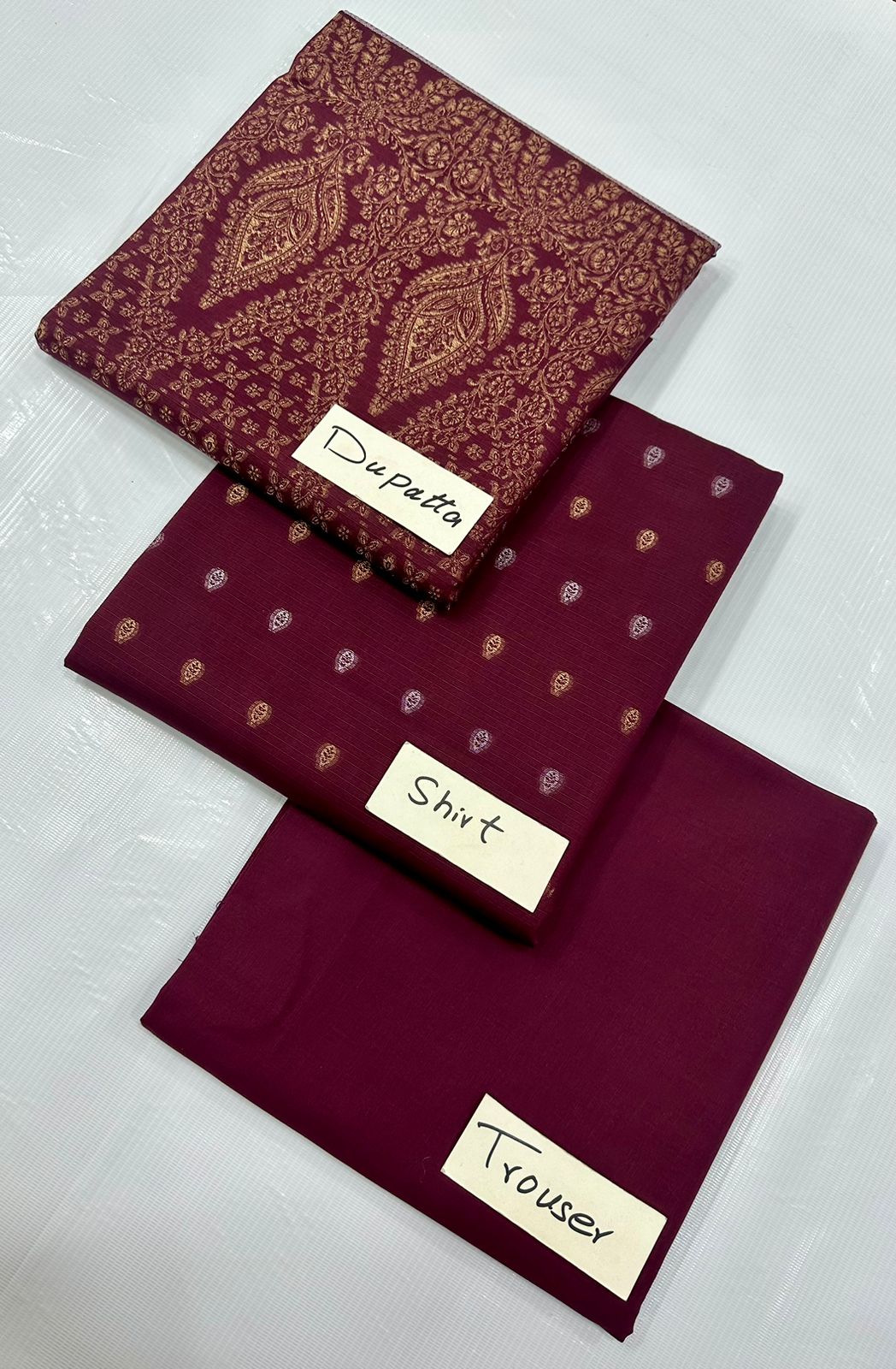 BONANZA SATRANGI LAWN JACQUARD BAROSHA 2025 ΒΑΝΑ DURA (Set -Pack of 4 Suits ) Category A Market Boy