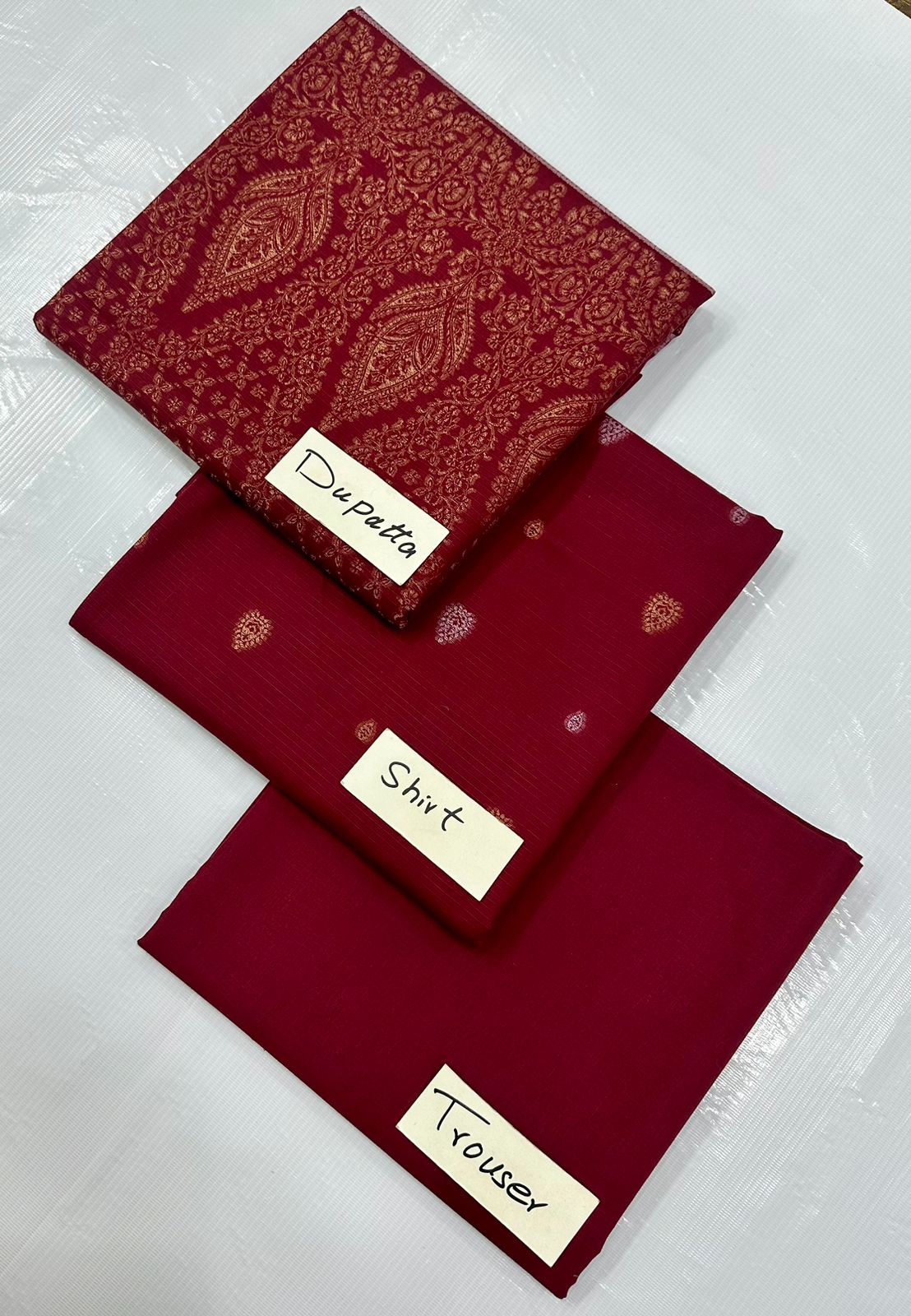 BONANZA SATRANGI LAWN
JACQUARD BAROSHA 2025 ΒΑΝΑ DURA (Set -Pack of 8 Suits ) Market Boy
