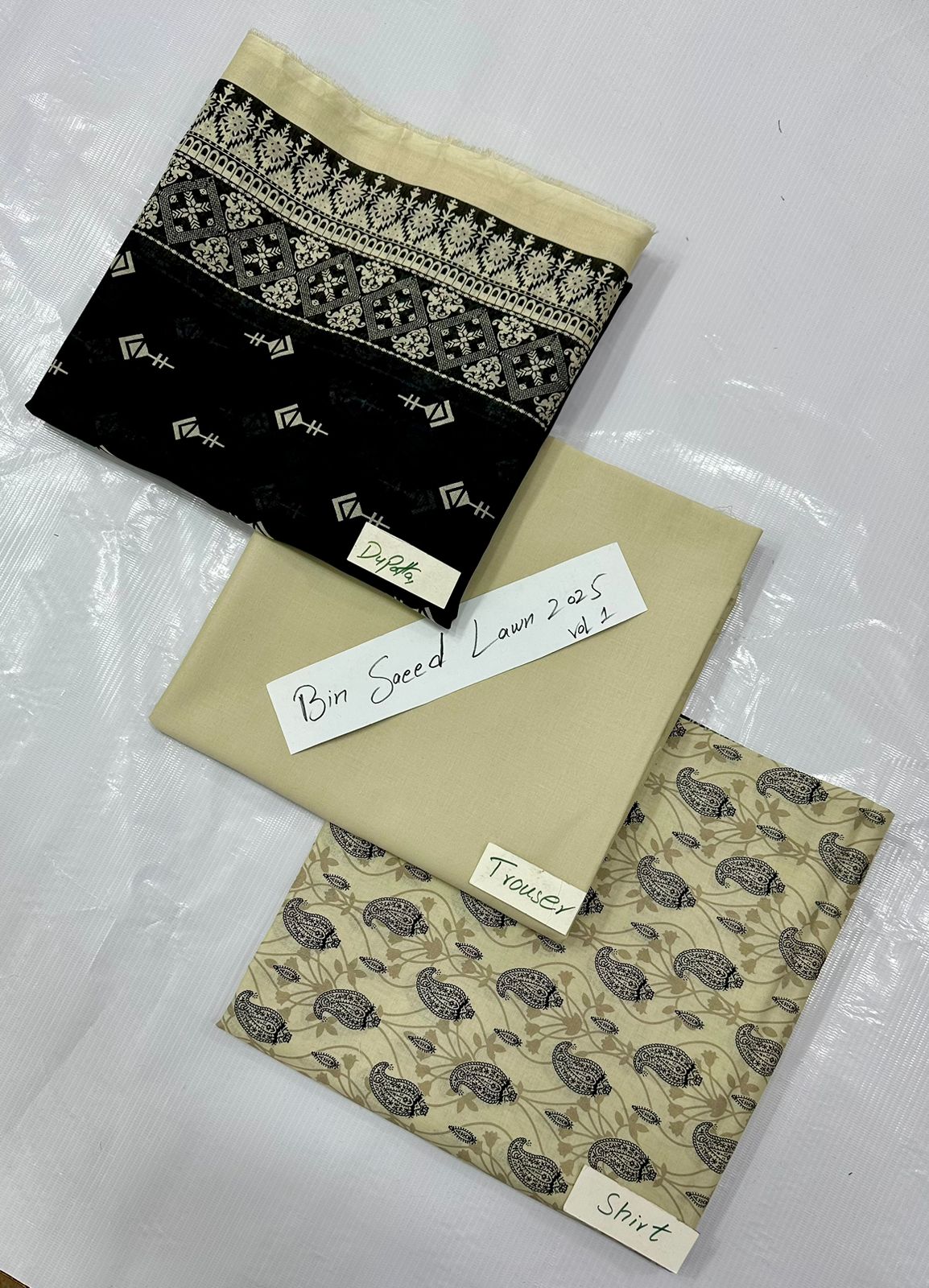 ORIGINAL BRAND BIN SAEED LAWN VOLUME NO 1 (Set -Pack of 7 Suits ) Category B Market Boy