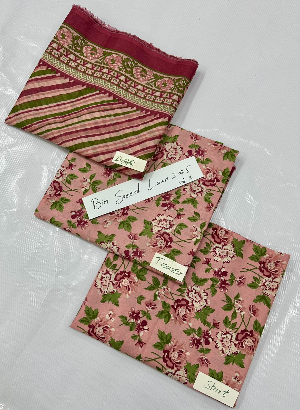 ORIGINAL BRAND BIN SAEED LAWN VOLUME NO 1 (Set -Pack of 7 Suits ) Category B Market Boy