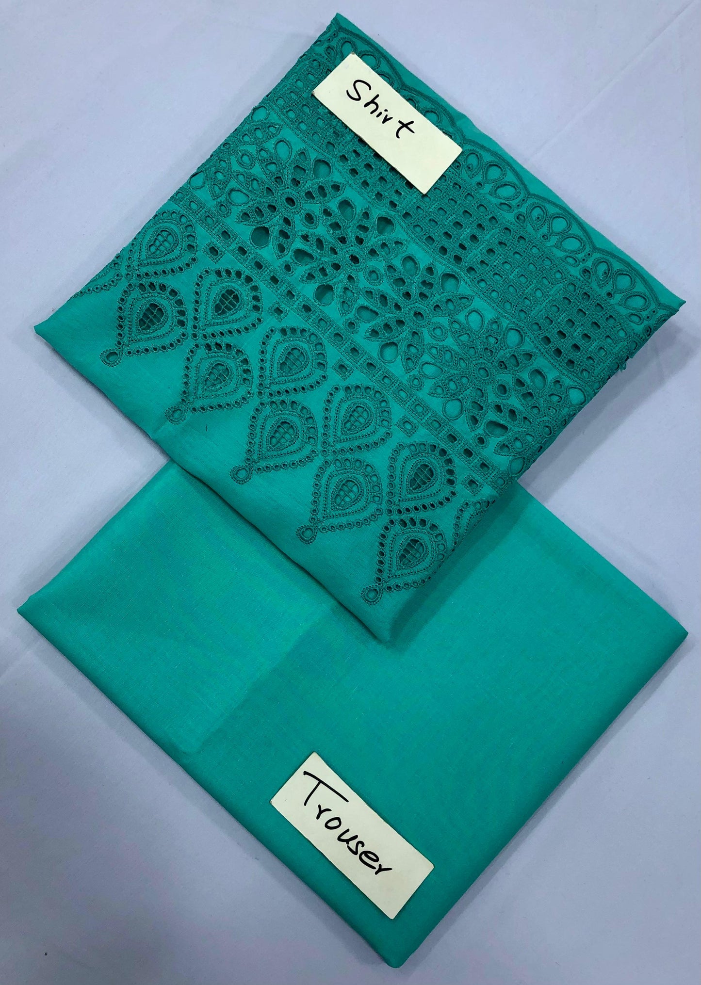 DAMAN BORING SHIFFLI CHIKAN KARI LAWN (Set -Pack Of 16 Suits ) Category A Market Boy