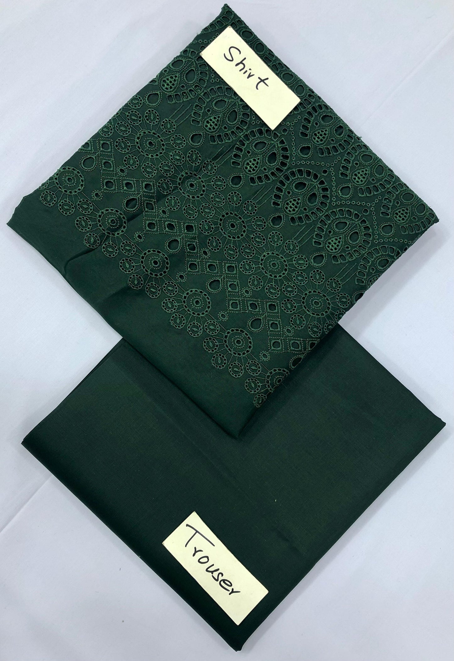 DAMAN BORING SHIFFLI CHIKAN KARI LAWN (Set -Pack Of 16 Suits ) Market Boy