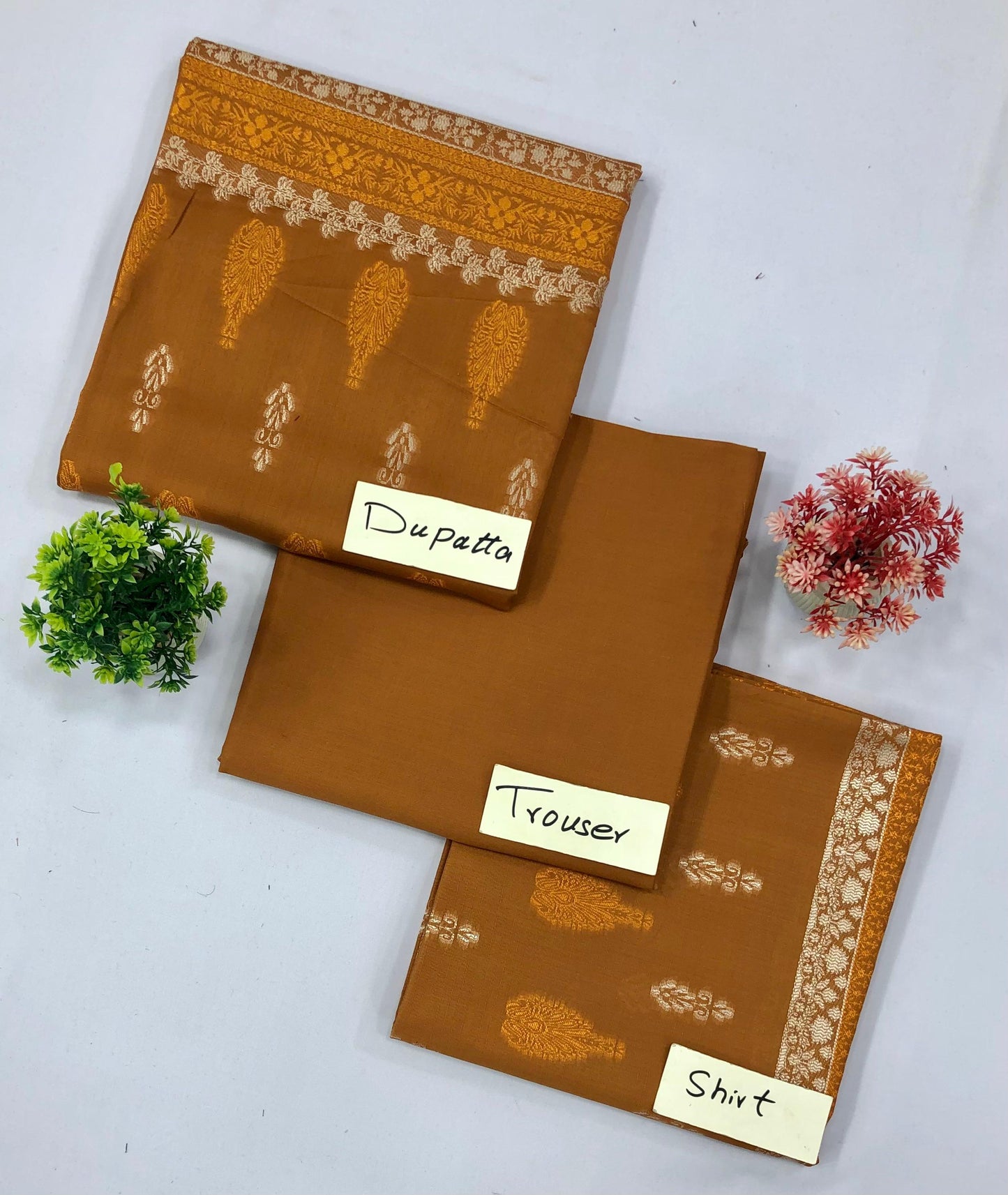 BONANZA SATRANGI JACQUARD BAROSHA VOL NO 2 (Set -Pack of 6 Suits ) Category B Market Boy