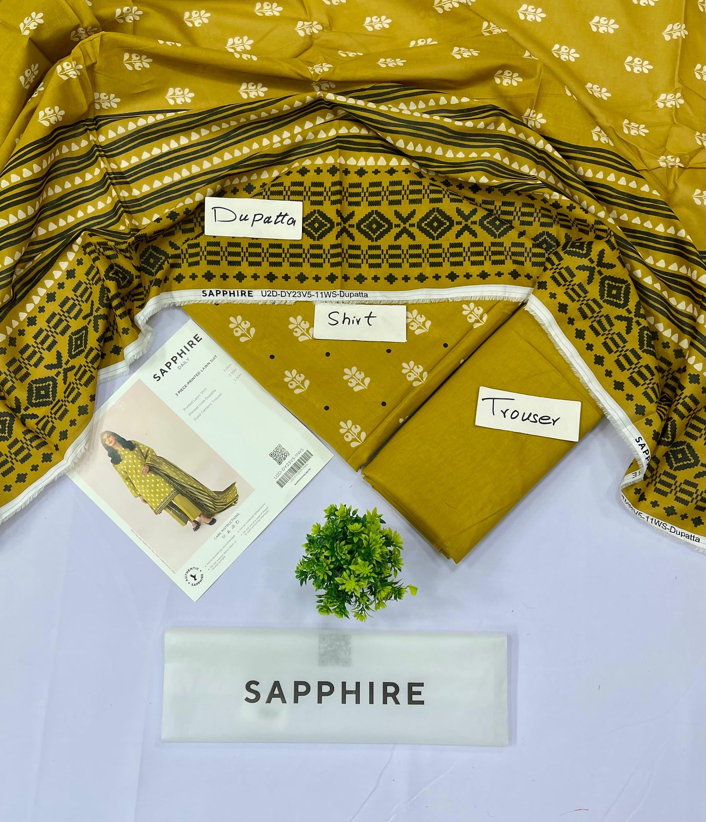 Sapphire 3 Piece Printed Lawn (Set -Pack Of 5 Suits )Category A Market Boy