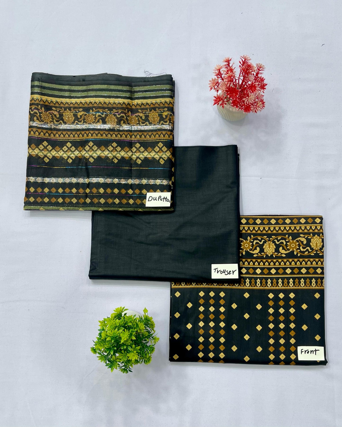 Awami Arrange Lawn 3-PC 90/70(Set -Pack Of 8 Suits ) Category A Market Boy