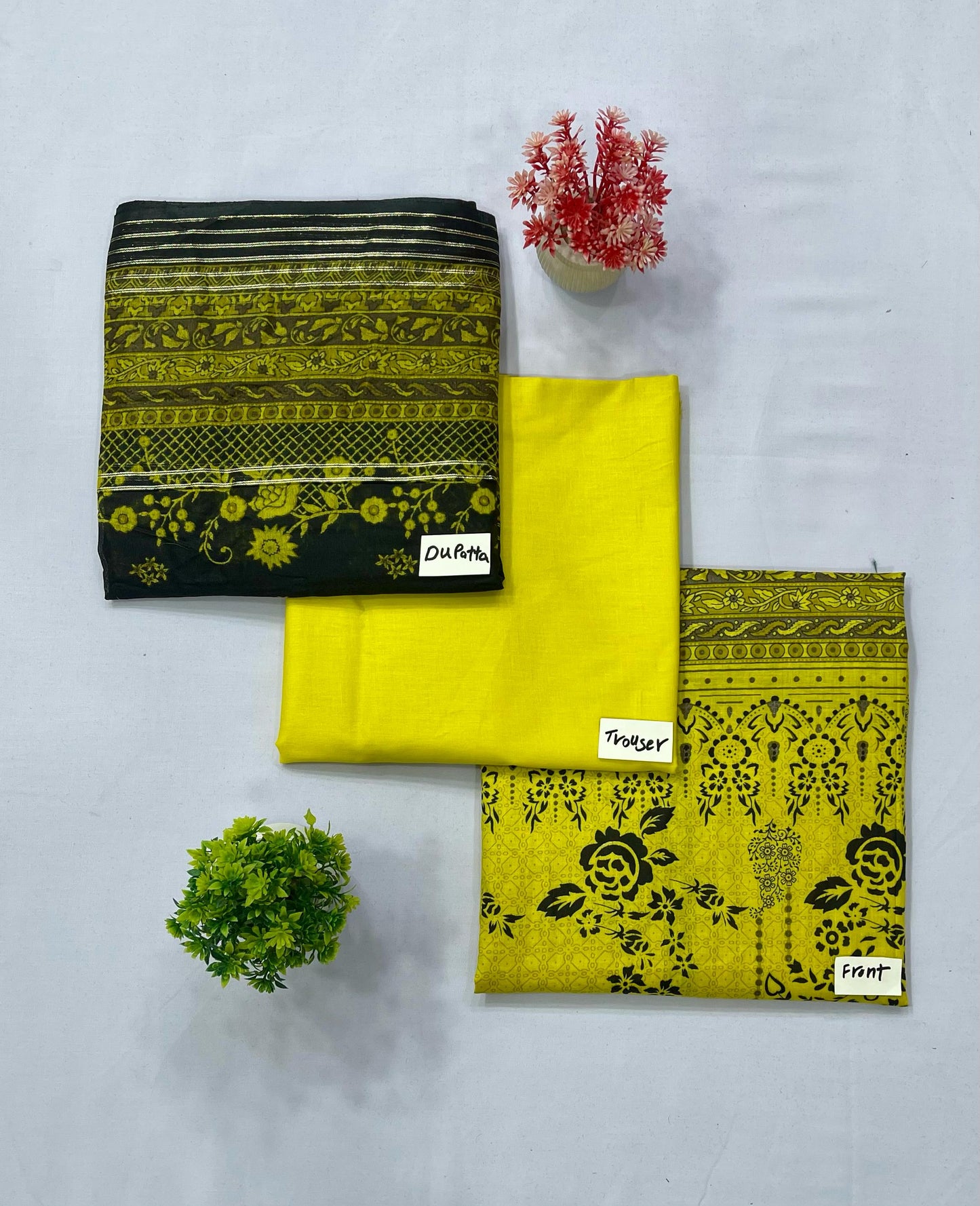 Awami Arrange Lawn 3-PC 90/70(Set -Pack Of 8 Suits ) Category B Market Boy