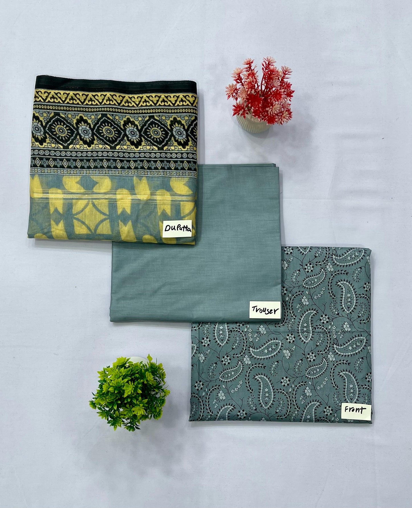 Awami Arrange Lawn 3-PC 90/70(Set -Pack Of4 Suits ) Random Market Boy