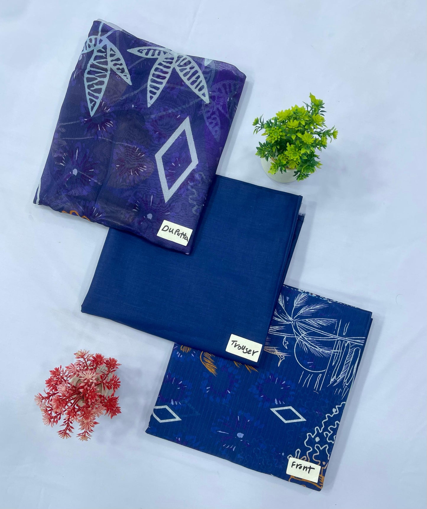 ORIGINAL BRAND BAMBER DUPATTA DIGITAL BANA DURA LAWN(Set -Pack Of 5 Suits )Category B Market Boy