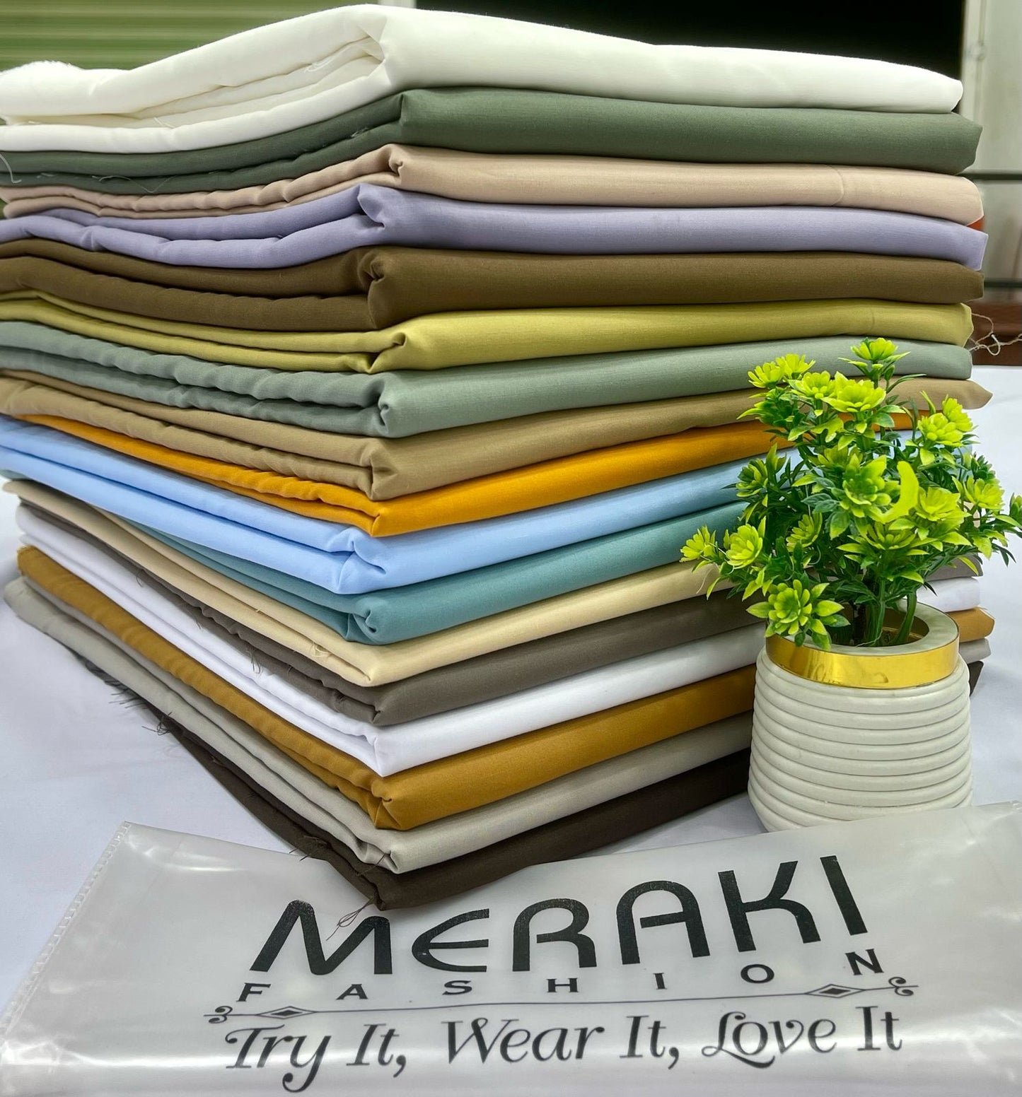 ORIGINAL BRAND GENTS VOL 385 MERAKI FASHION (Set -Pack Of 17 Suits ) Market Boy
