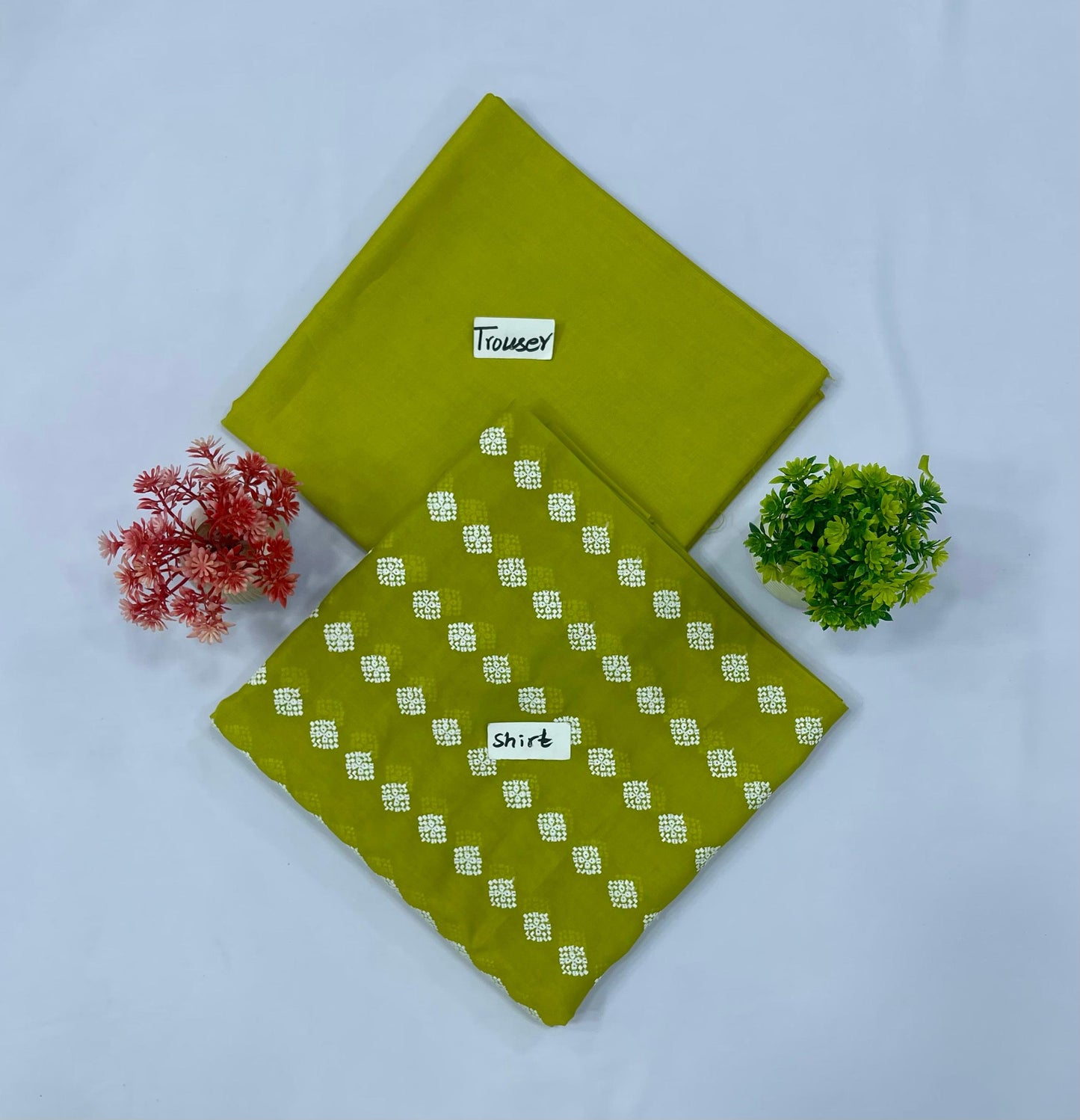 WHITE CHIKAN SHIFFLI 2-PC 8 SUITS A Market Boy