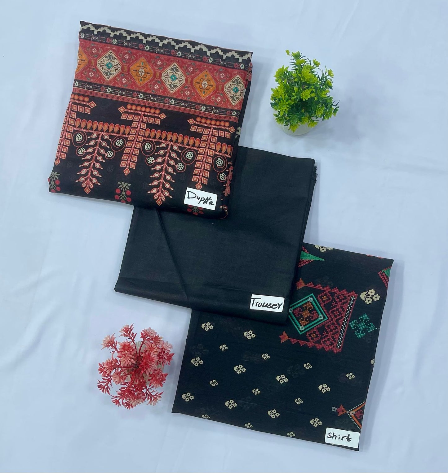 BOLD PRINTS DURYA VOILE DUPATTA 3PC LAWN 12 SUITS
