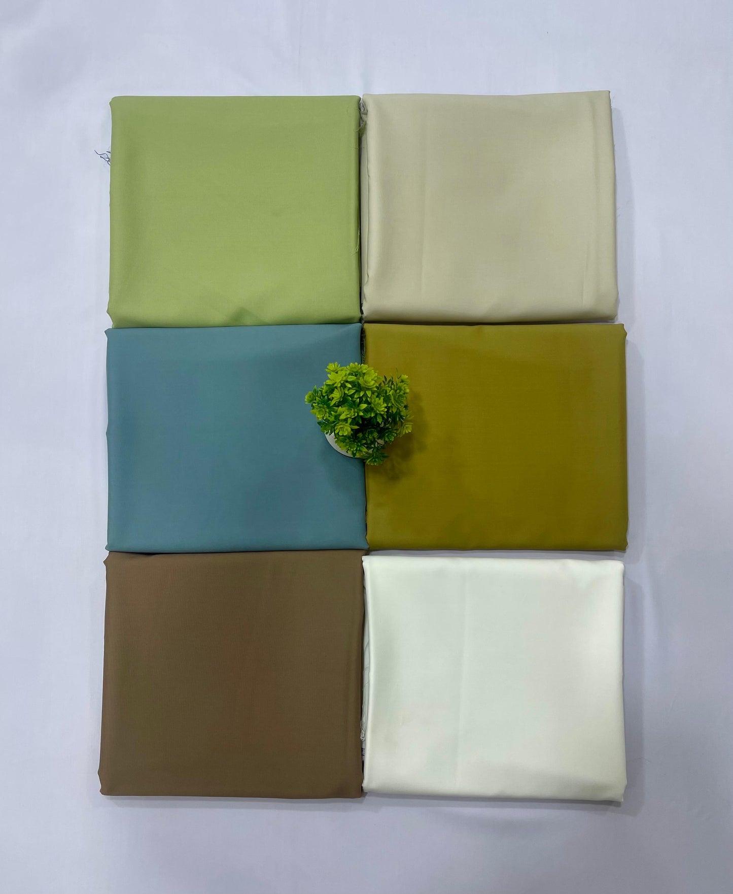 Grace Anmol Moti Gents Wash&wear 12 Suits