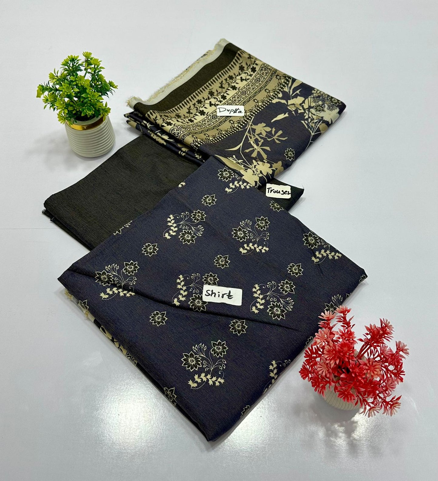CHARCOAL 3 PIECE SHAMRAY LINEN 8 SUITS