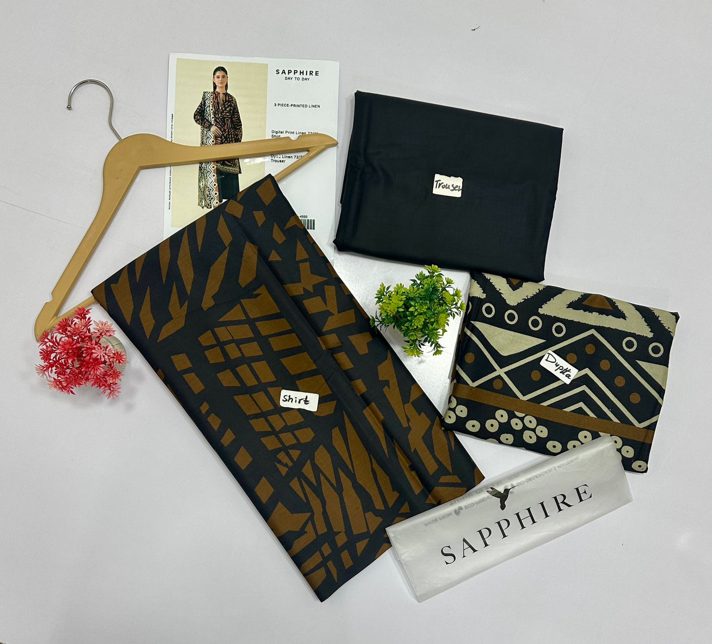 Sapphire Digital Printed 72/72 3Pc Linen (9 Suits)