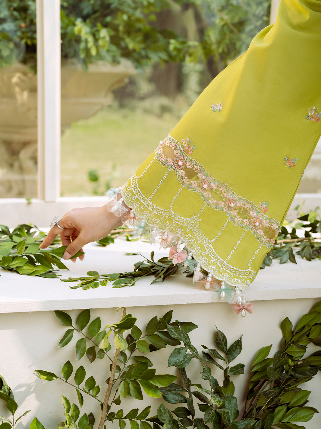 105 - A | BIN ILYAS LUXURY 3-PC LAWN Binilyas
