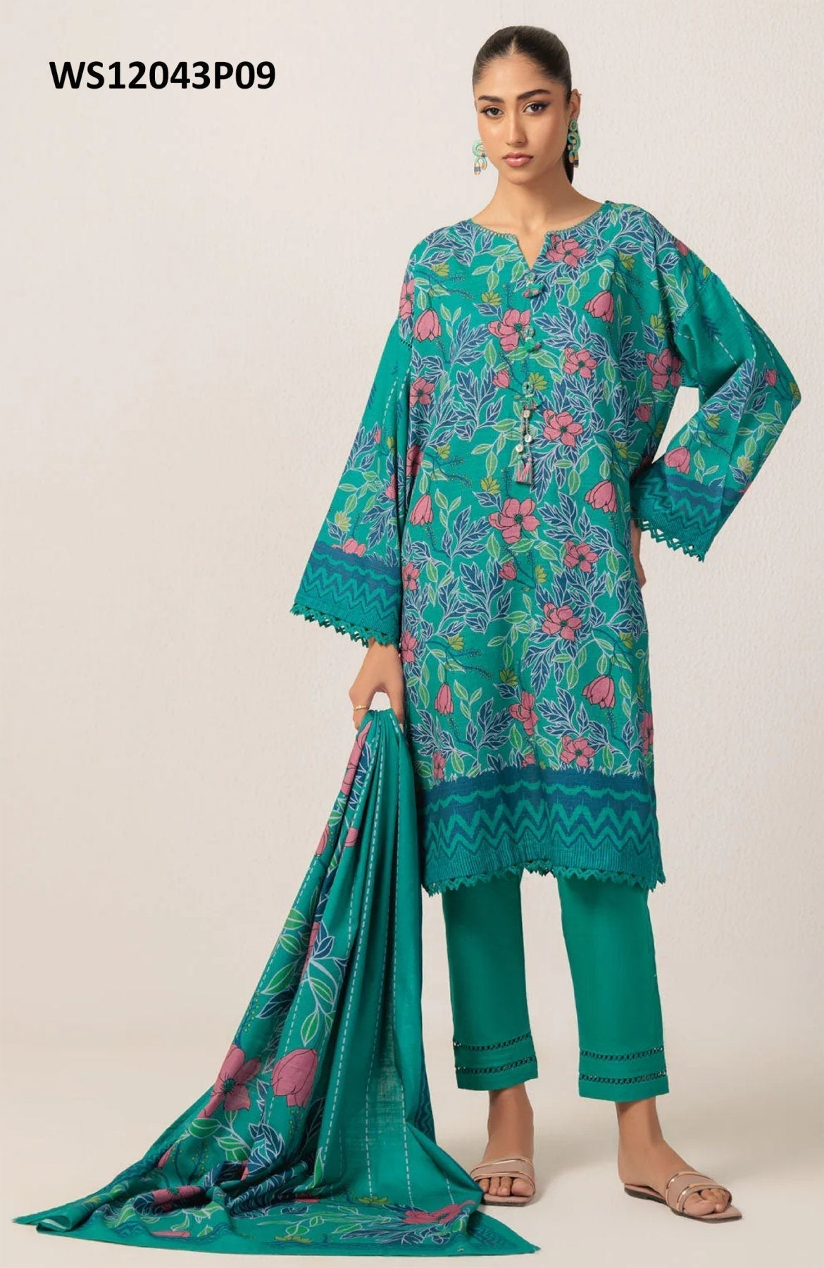 BONANZA SATRANGI DIGITAL PRINTRD LAWN (Set -Pack Of 10 Suits ) Market Boy