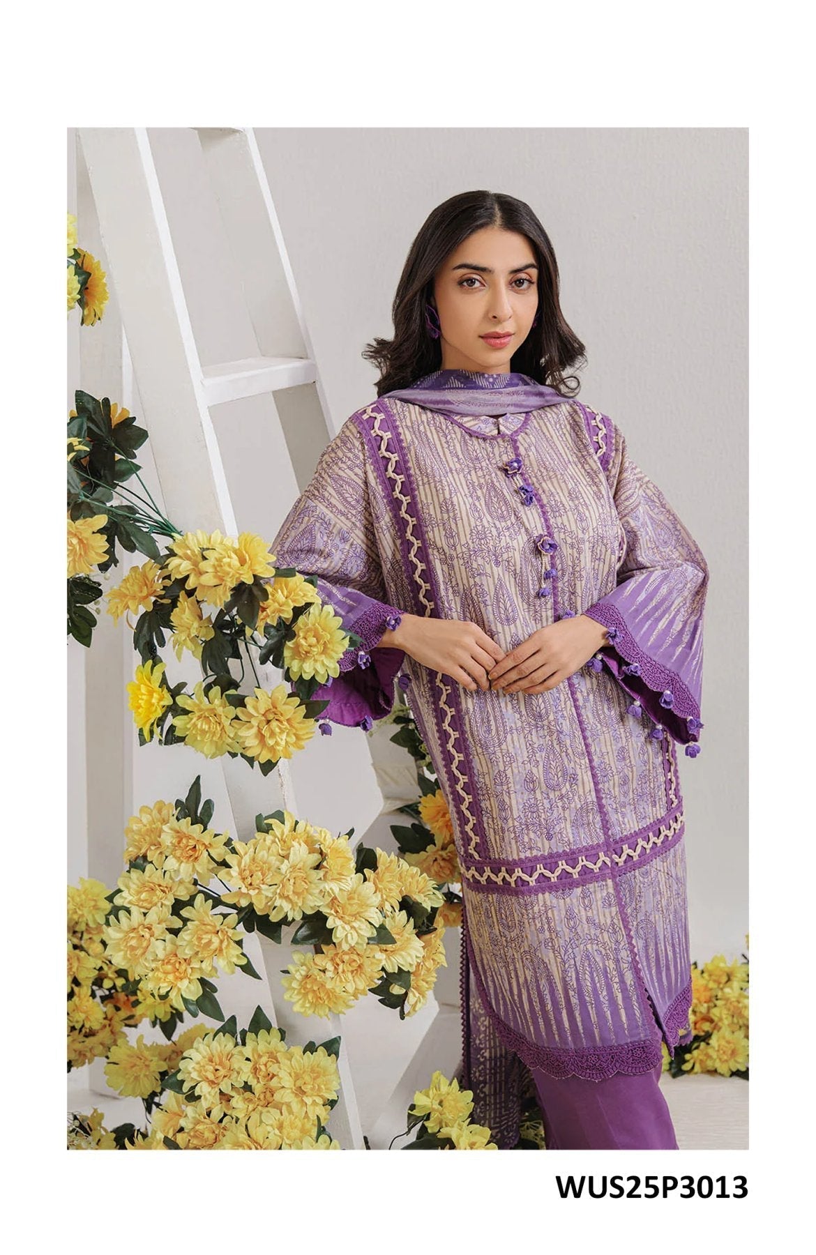 BONANZA SATRANGI DIGITAL PRINTRD LAWN (Set -Pack Of 10 Suits ) Market Boy