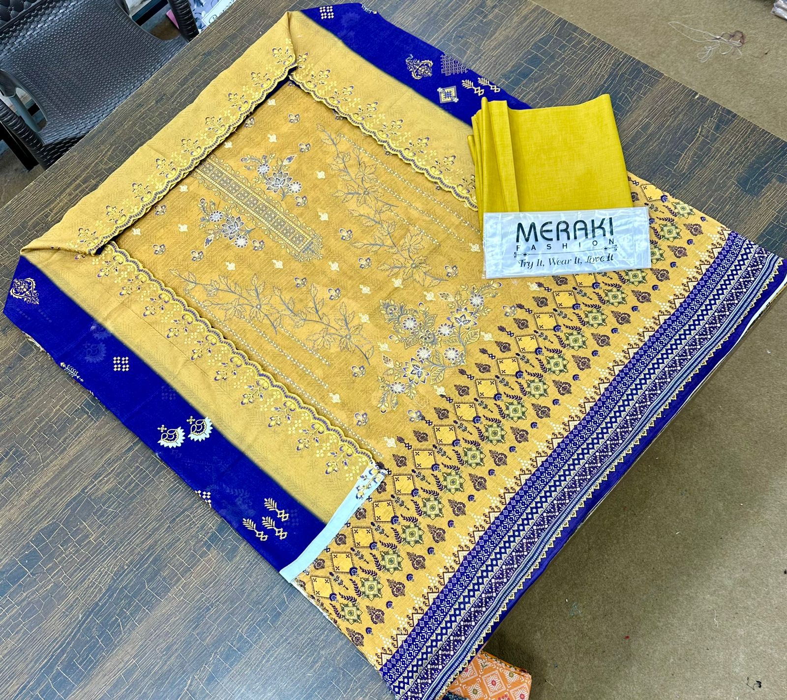 MERAKI FASHION VOL 355/CUT WORK SEQUENCE DUPATTA/BANA DURA DIGITAL PRINT (Set -Pack Of 5 Suits )Category A Market Boy