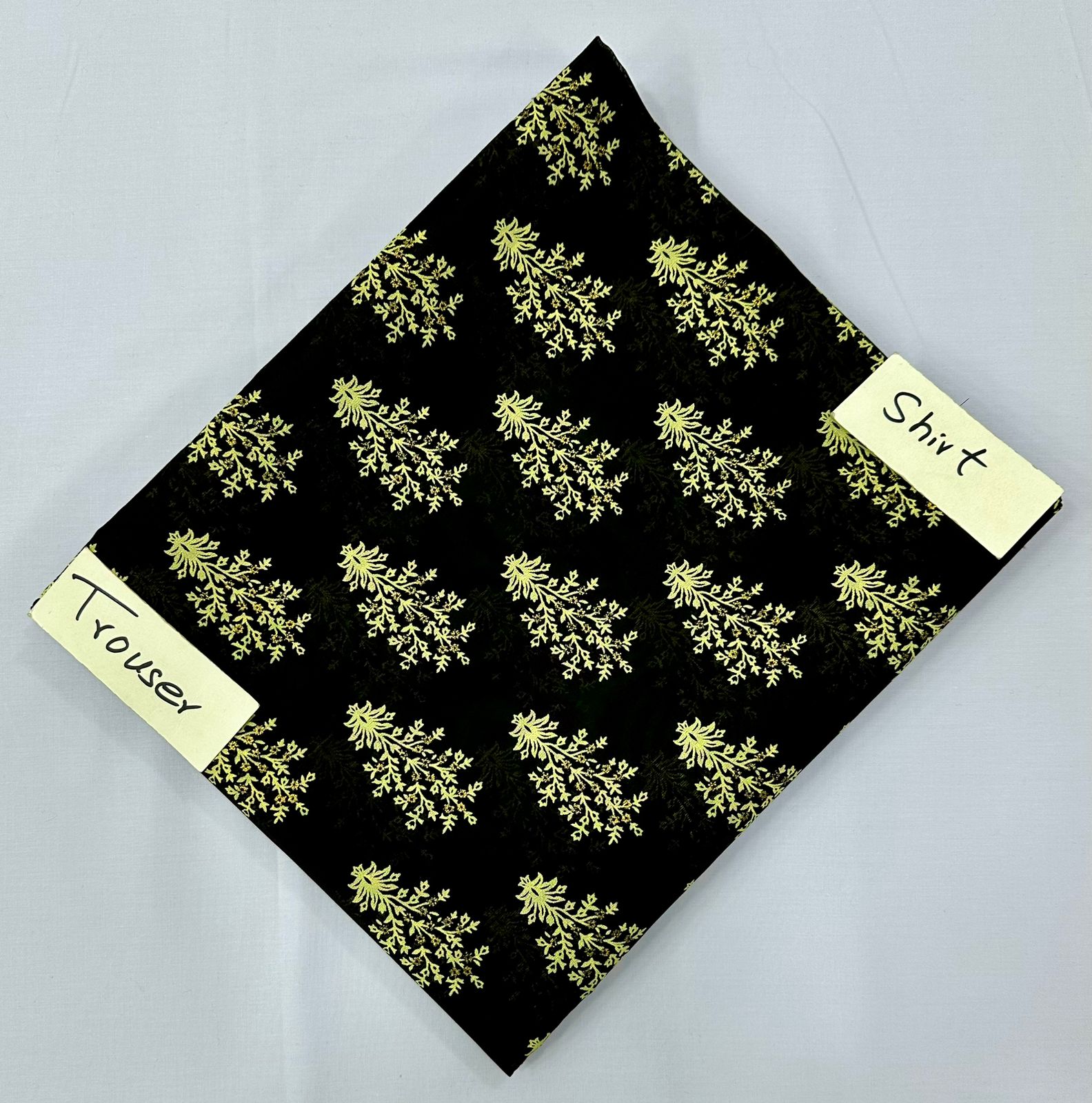 2 Piece Glitter Print Lawn (Set -Pack Of 13 Suits ) Category A Market Boy