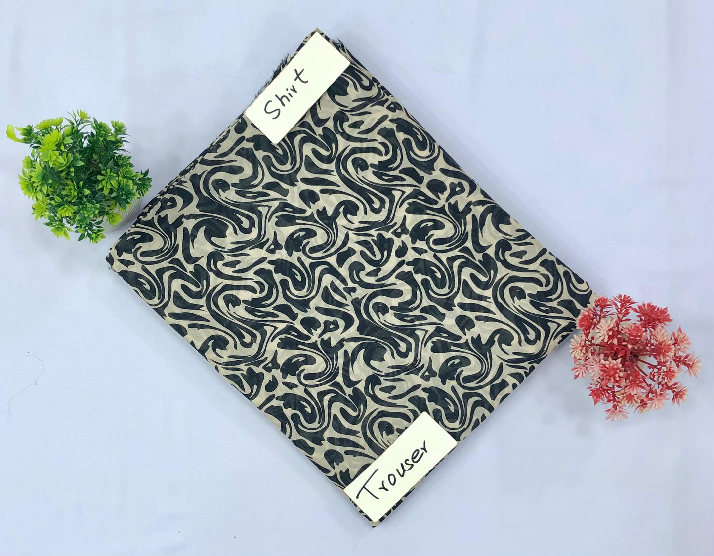 Kayseria Magic Print Lawn (Set -Pack Of 18 Suits ) Market Boy