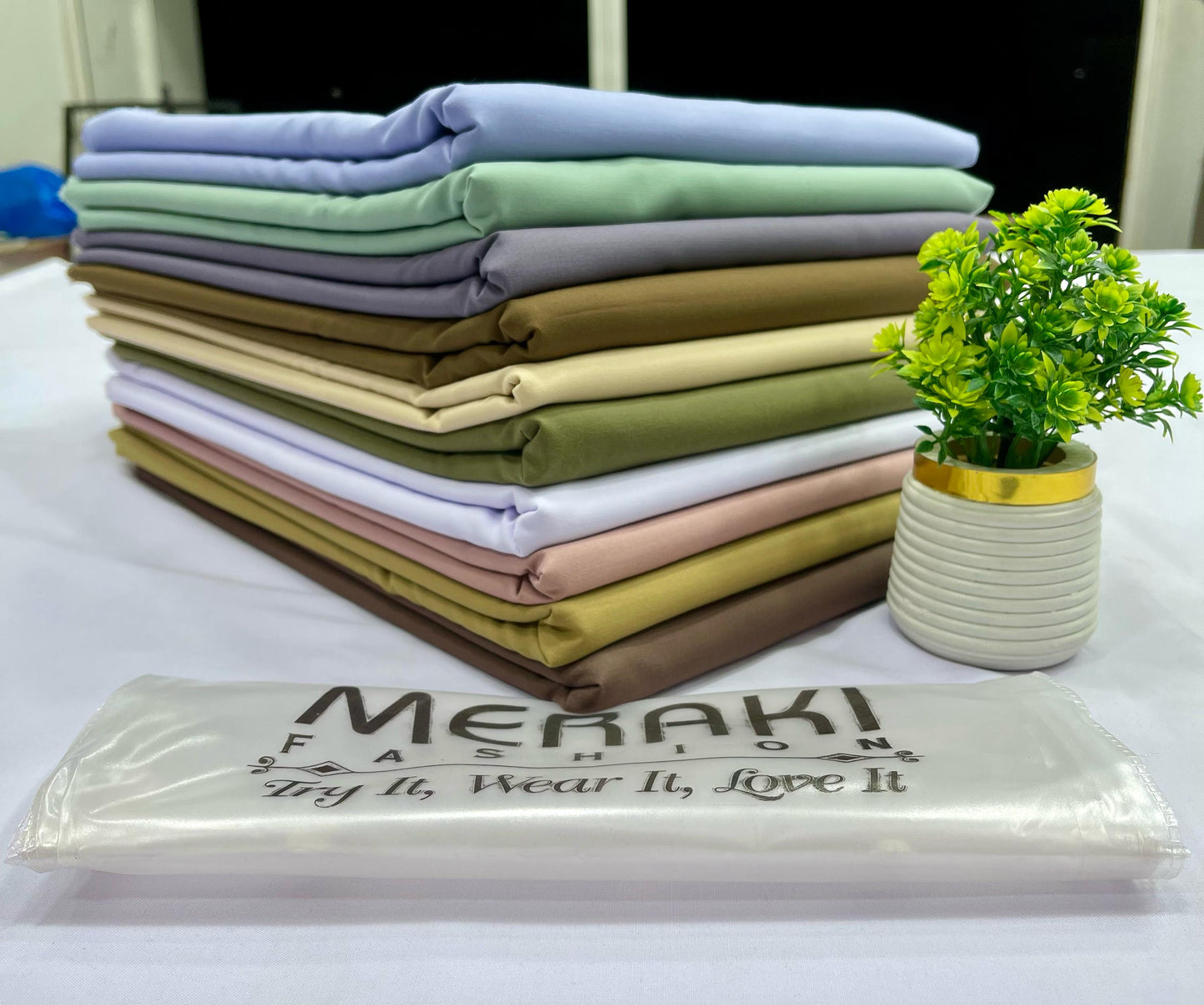 MERAKI FASHION VOL 374 WASH WEAR (Set -Pack of 5 Suits ) Category B Market Boy