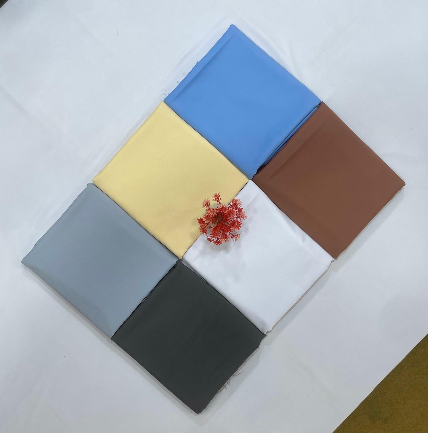 Grace Anmol Moti Gents Wash&wear  6 Suits A