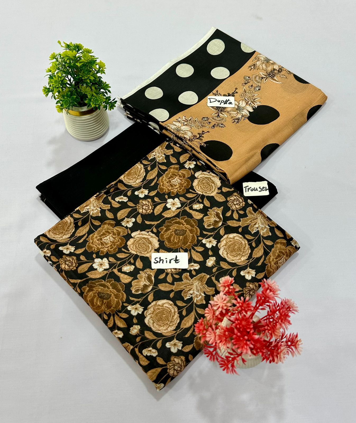 Sefiaura Original Brand 3 Pc Lawn 4 Suits