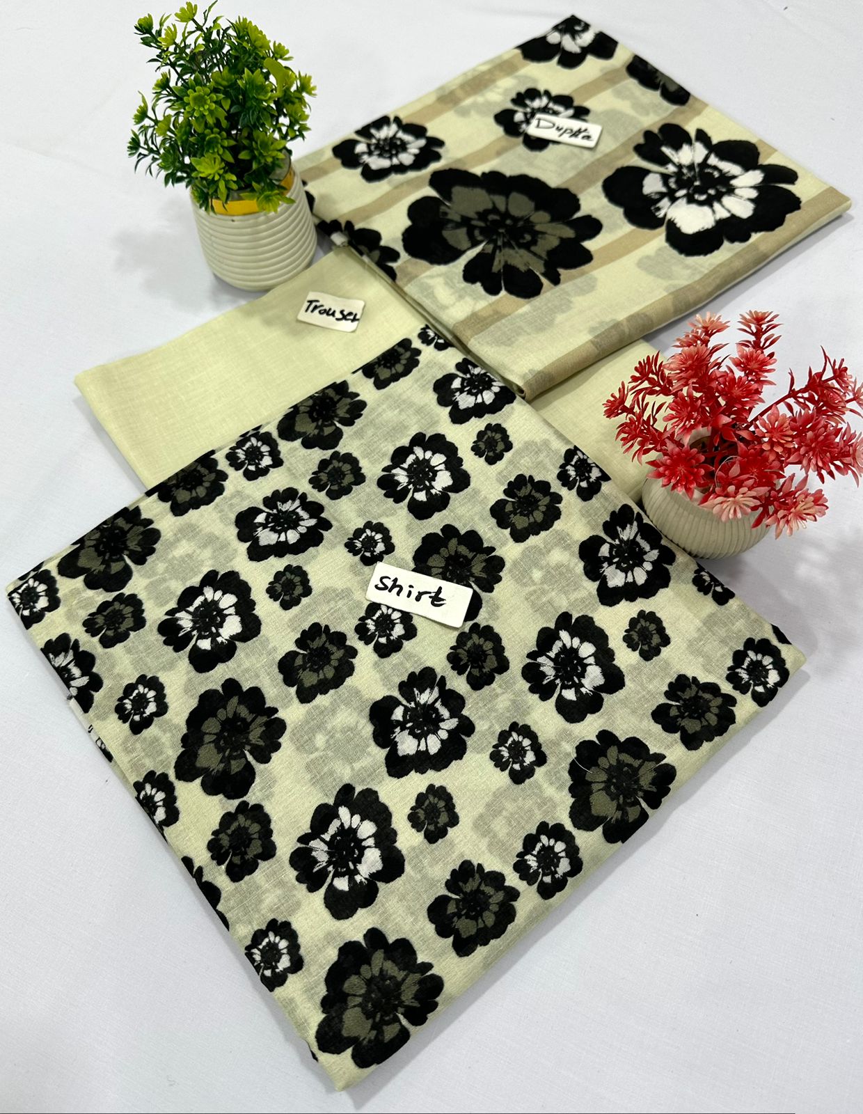 ORIGINAL BRAND ALKARAM 3 PC DIGITAL PRINT LAWN 20 SUITS