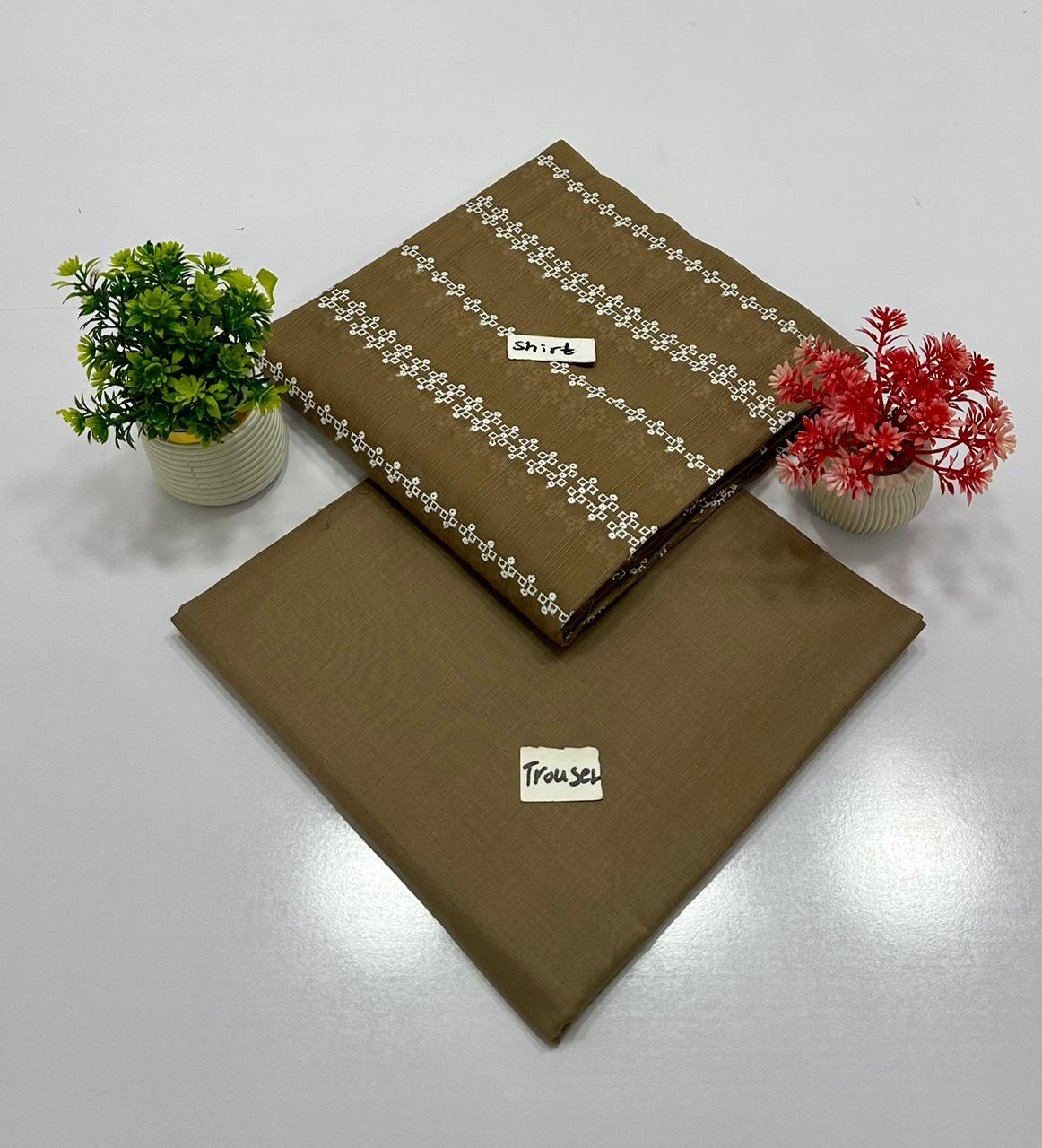 Bana Dora 2 Pc Chiken Kari Lawn 4 Suits