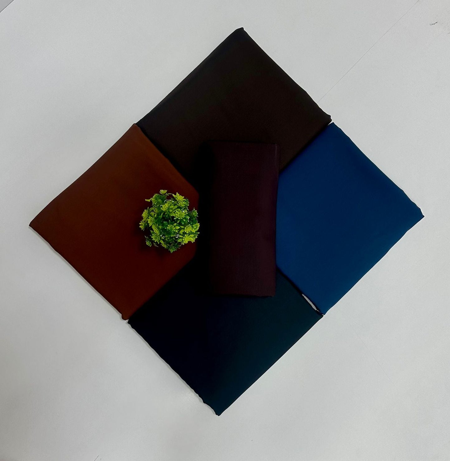 Gents Super Wash Wear 5 Suits A